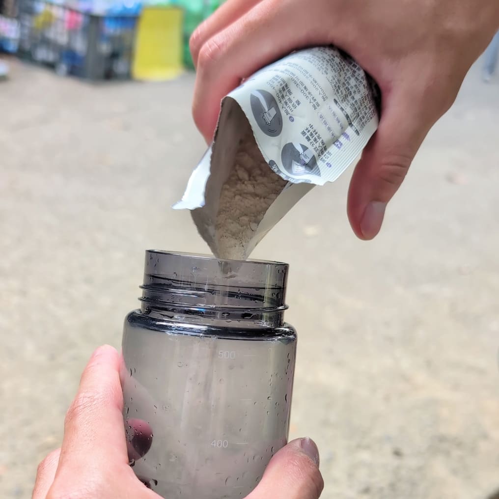 Restsol睿獸蛋白評價｜全素植物性蛋白飲分享 + 巧克高蛋白方派，外食族、素食者、健身族也能輕鬆補蛋白-AG吃貨
