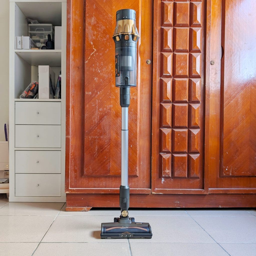 2026無線吸塵器推薦｜Yaber Home 琥珀 HP20 颶風吸塵器評價：180AW強勁吸力＋AI智慧感應，我們養貓人的清潔神隊友-AG吃貨